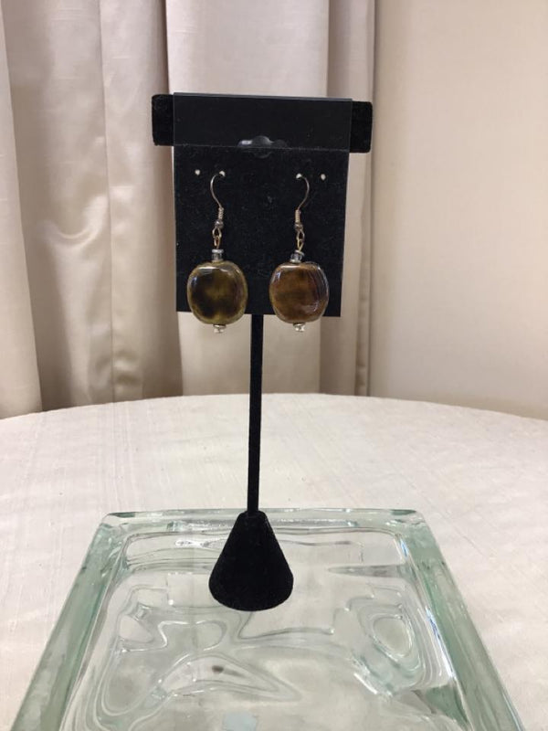 Goldtone Brown Pierced Earrings - Fashion Exchange Consignment